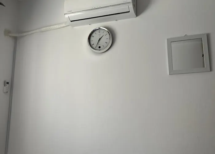 Marethea * Λάρνακα